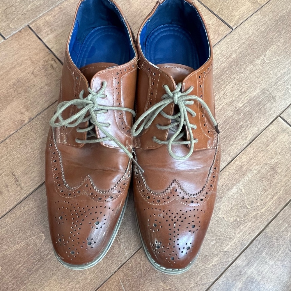 Classic Brown Leather Men's Brogues